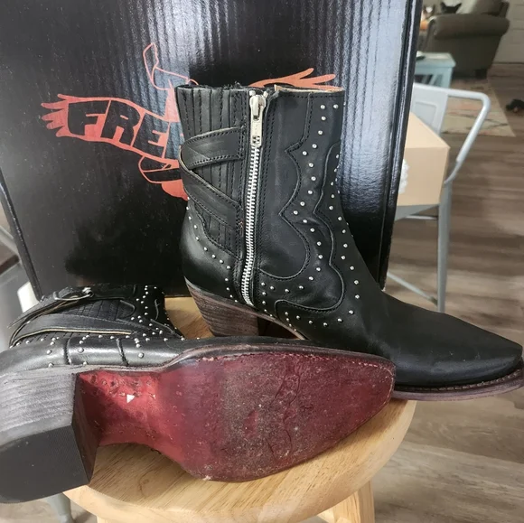 Freebird Black Ankle Boots with Silver Accents - Picture 8 of 9
